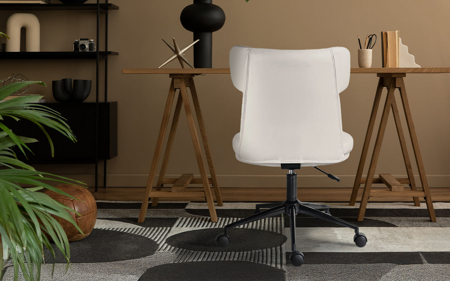 La Bella Office Desk Chair | PU Leather Home Office Swivel Chair Computer Seat WHITE